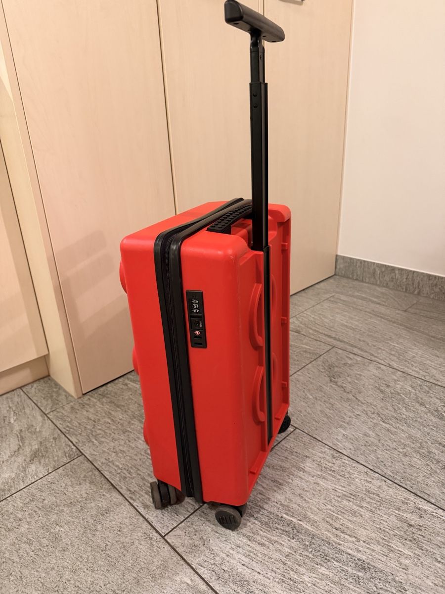 Valises de voyage: Roter Lego Koffer – D'occasion à Thusis par feu_8p9y 1
