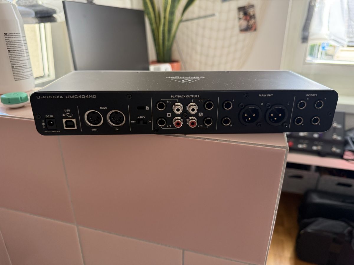 Behringer Attrezzatura per studi di registrazione: Behringer UMC404HD - Audiointerface – Usato da Watt venduto da flavio_1996 1