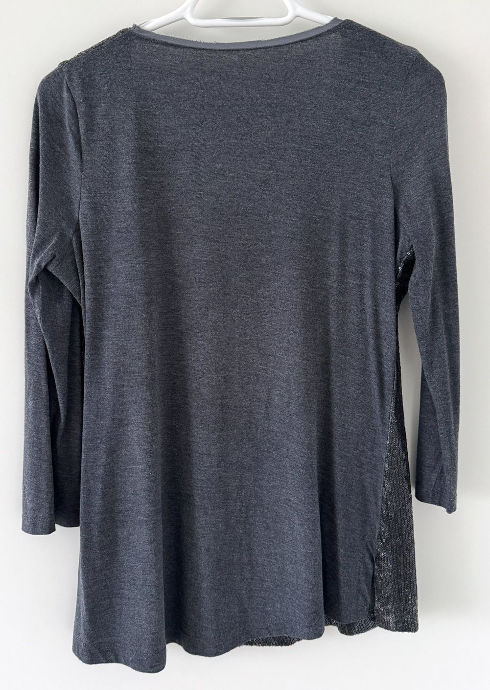 T-shirt: 2 Pailletten Shirts – Usato da Frick venduto da Tartaruga-6 4