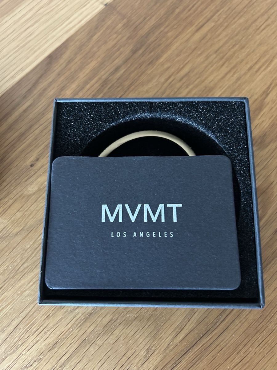 Armbänder & -reifen: Bracelet Mvmt doré – Neu und originalverpackt aus Gorgier von hcaroline4 2