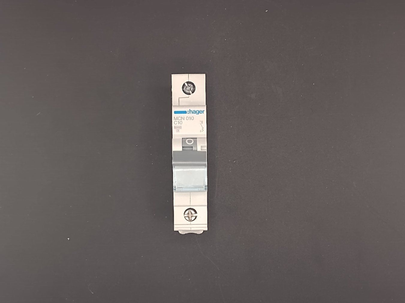 Hager Interruttori: Hager MCN 010 C10 – Usato da Winterthur venduto da Hint17