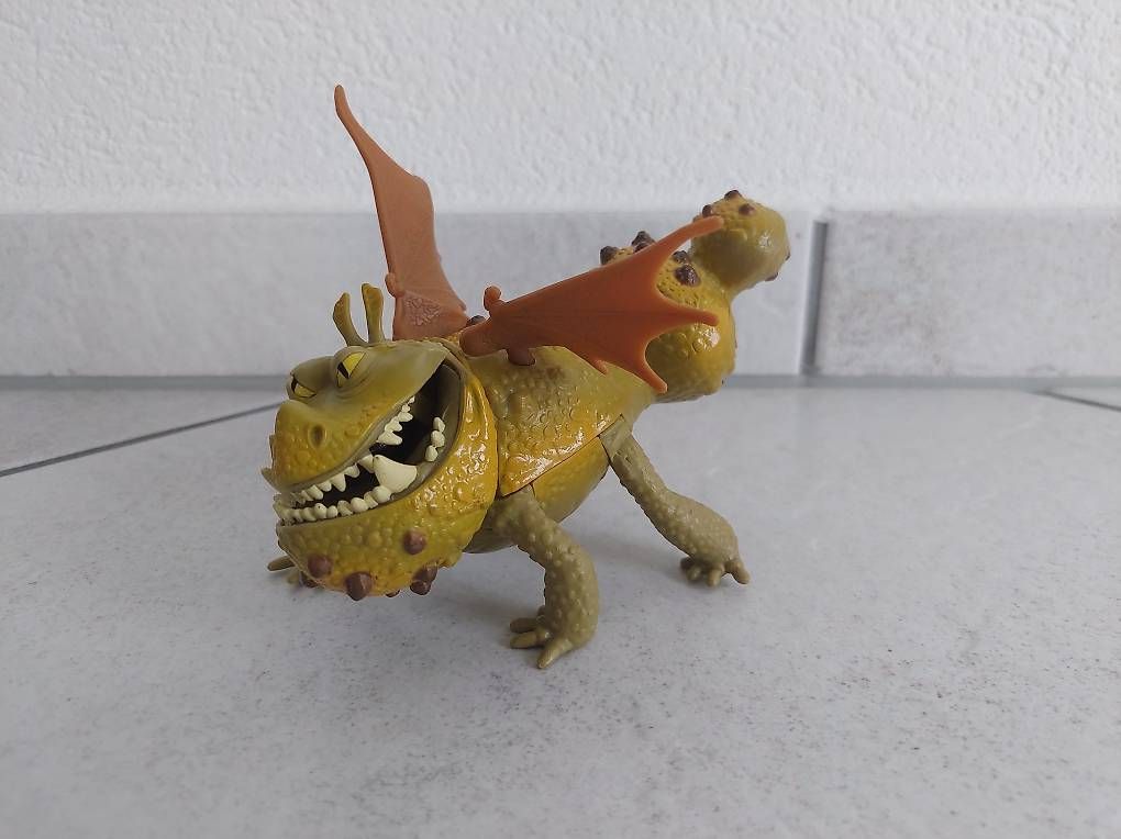 Giocattoli: Dreamworks Dragons Fleischklops (Meatlug) – Usato da Otelfingen venduto da Schlaedde 1