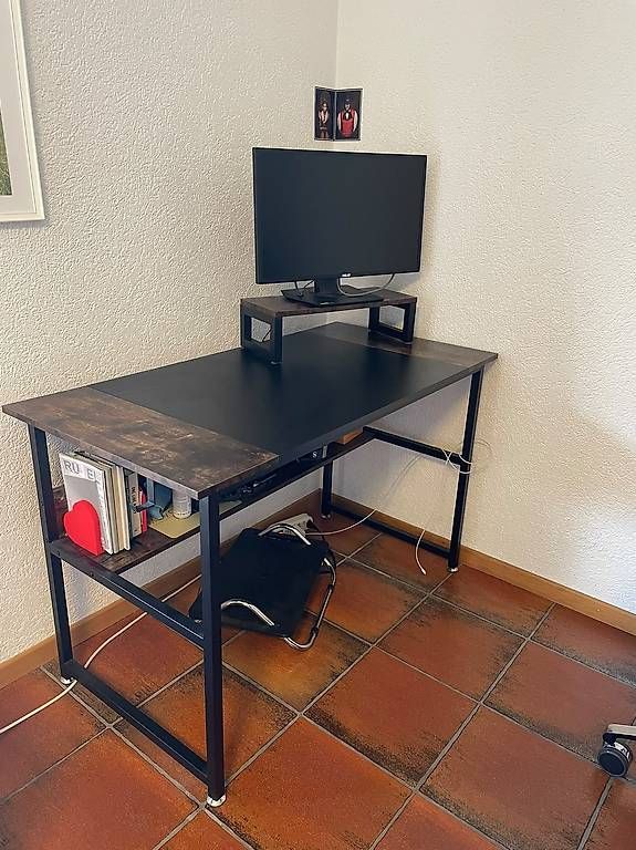 Scrivanie: Bureau – Usato da Rossens venduto da max_95hl 3