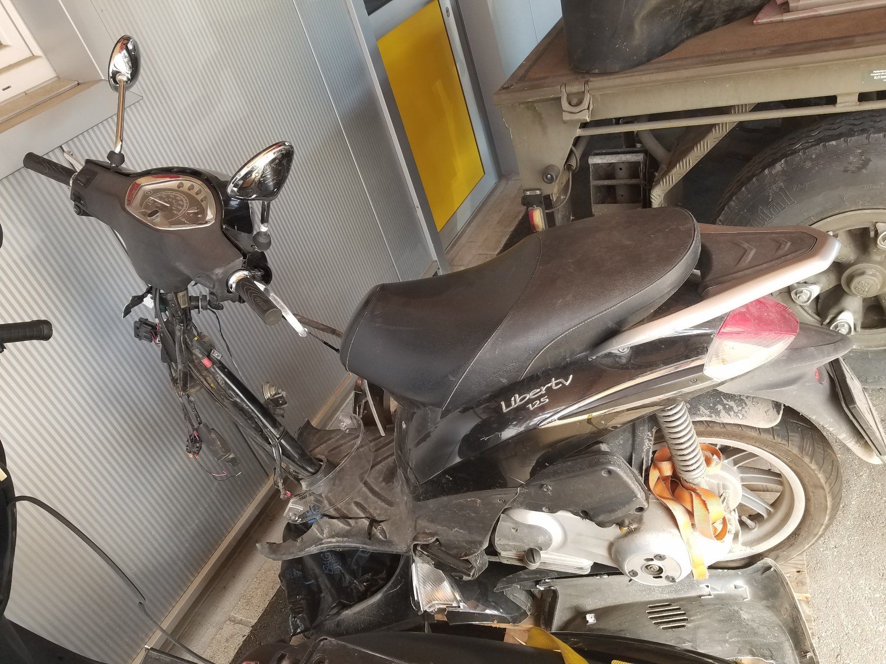 Piaggio Scooter: Unfallmotorrad Piaggio Liberty 125 – Usato da Wattwil venduto da toggi1980