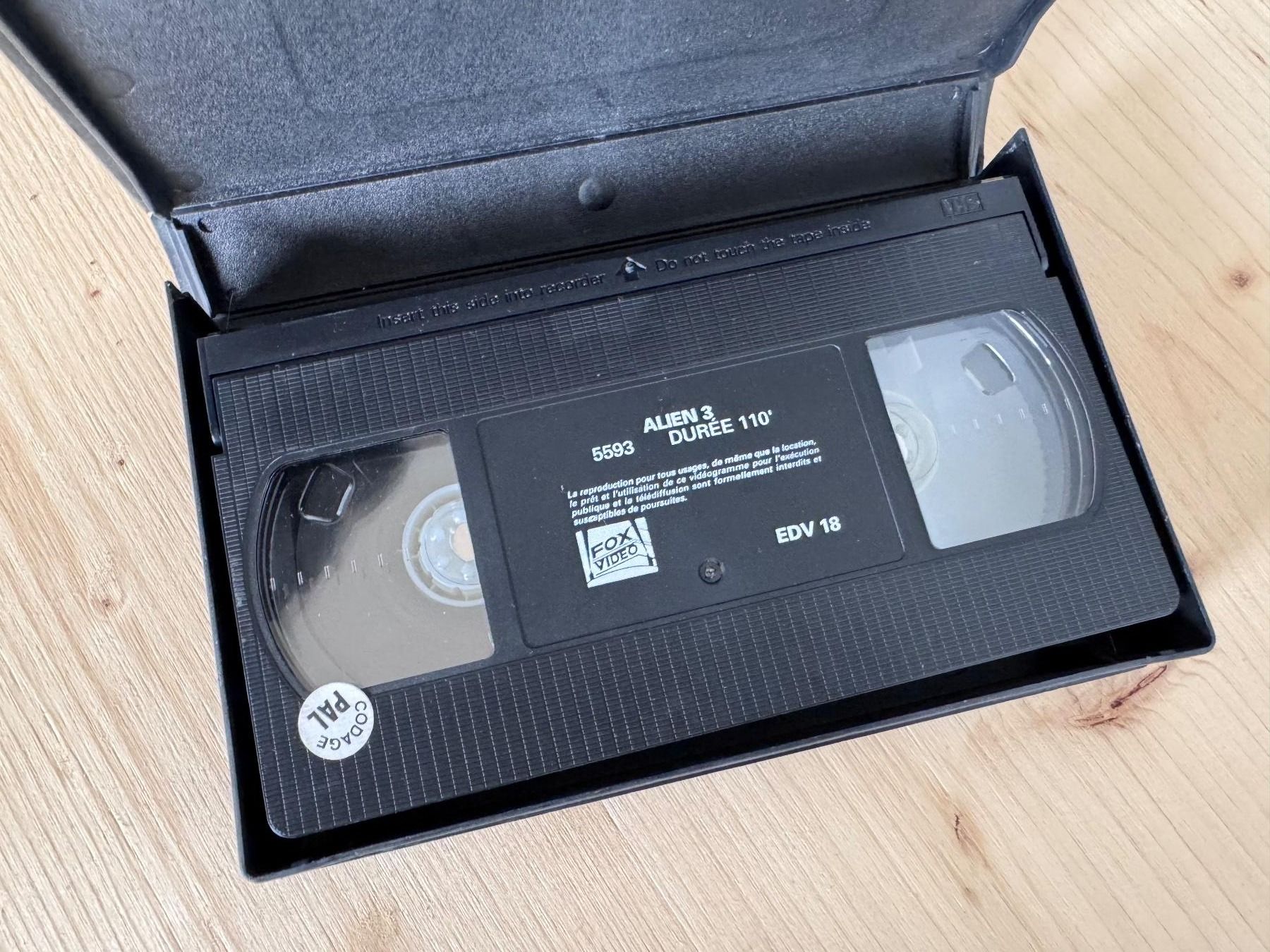 Tutti i VHS: VHS FR Alien 3 Sigourney Weaver – Usato da Neuchâtel venduto da _Easy_to_Find_ 3