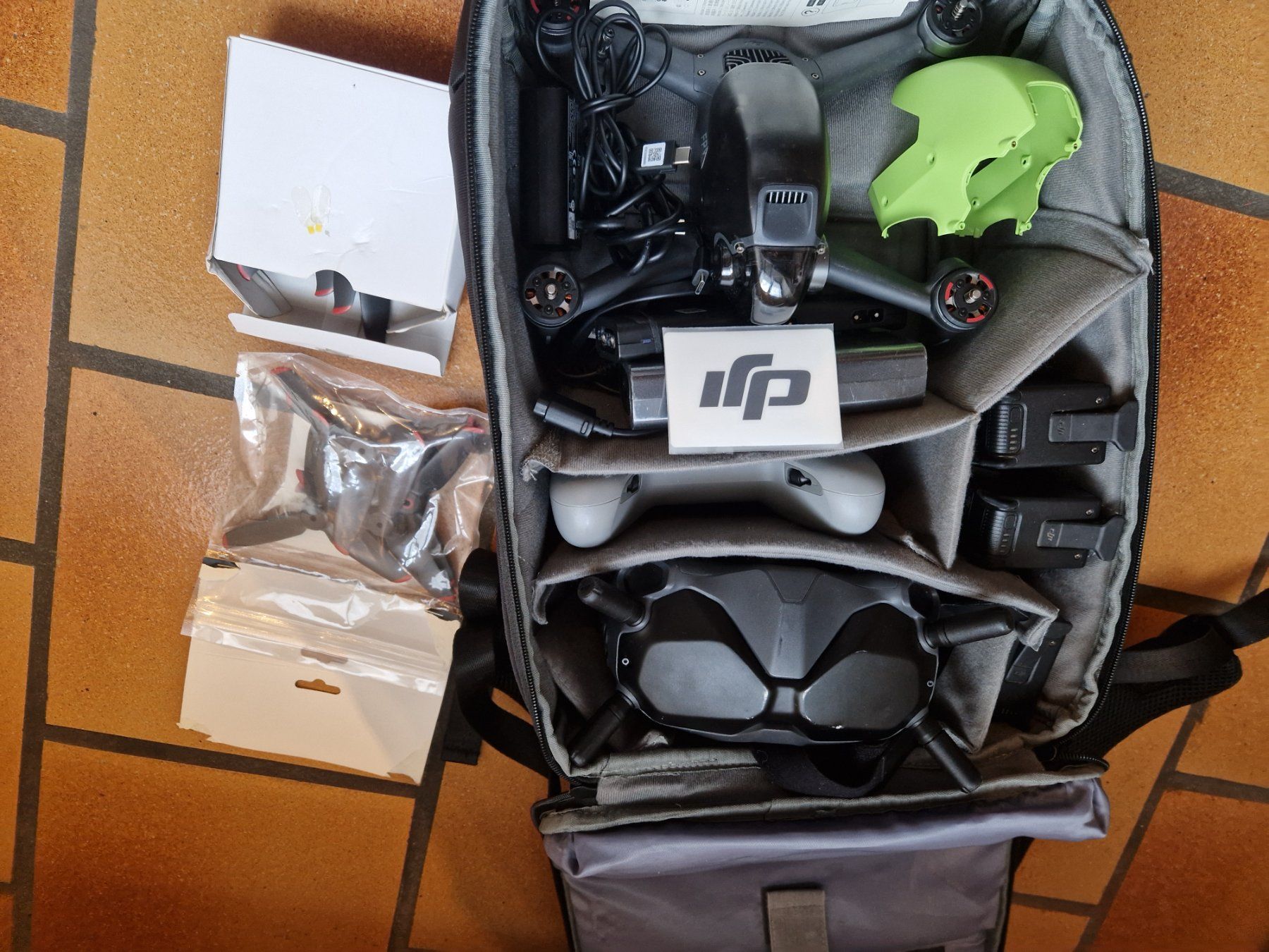 DJI RC Modellbau: DJI FPV Drone – Gebraucht aus Bernex von Mardone 2