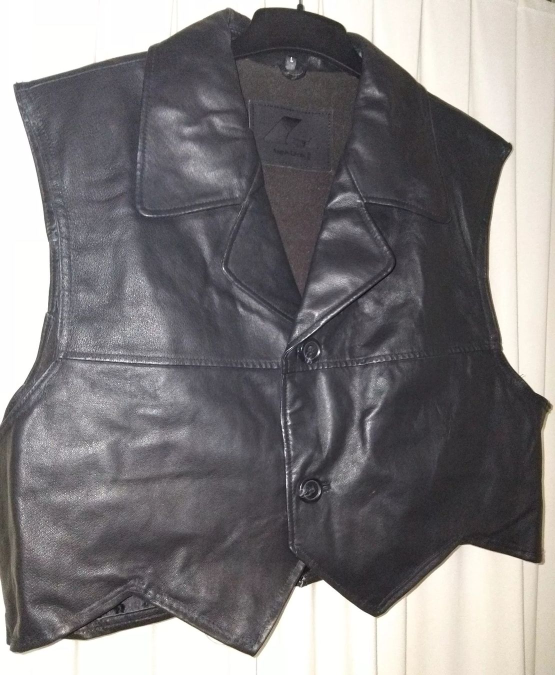 Gilet & Giacche: Schwarze Herren- Lederweste  Gr. L – Nuovo (secondo la descrizione) da Rorschach venduto da kristys