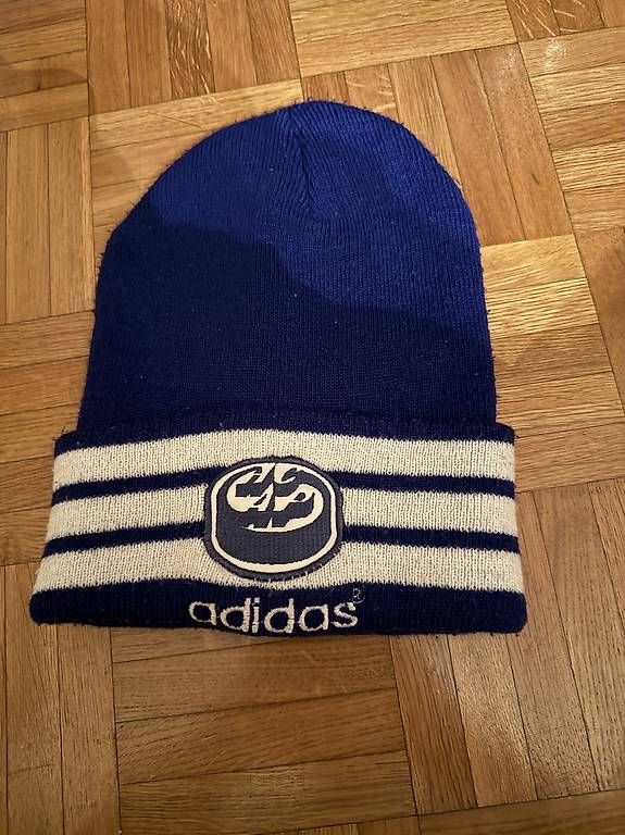 Adidas Copricapi, berretti & cappellini: cuffia ambri hcap anni 90 – Usato da Coldrerio venduto da Crivelli