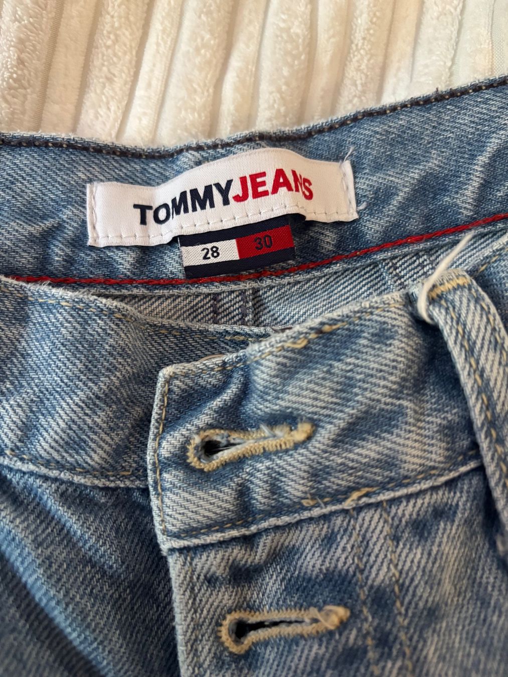 Tommy Hilfiger Jeans: Jeans TOMMY – Gebraucht aus Bern von Iuliia_novova 1