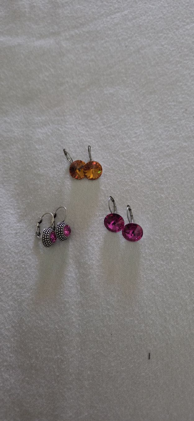 Boucles d'oreille: Mehrere Ohrringe – D'occasion à Widen par rachellanz
