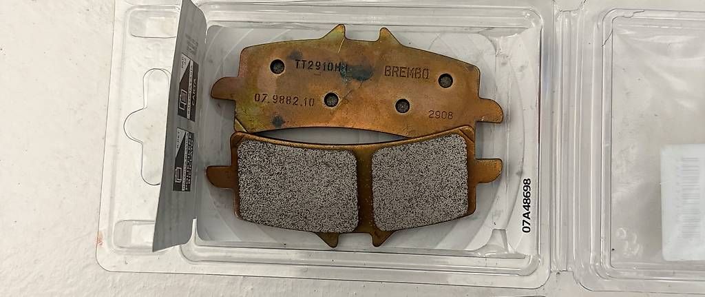 Alle Autoersatzteile: Brembo Bremsbelag TT2910 – Gebraucht aus Stadel von MarcS96