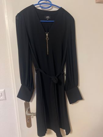 Elegantes schwarzes Kleid von AVANT PREMIERE by MANOR Gr.38