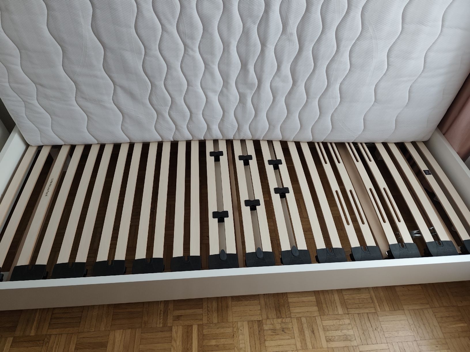 Letti: Einzelbett mit Matratze – Usato da Egerkingen venduto da Hinkepunk 1