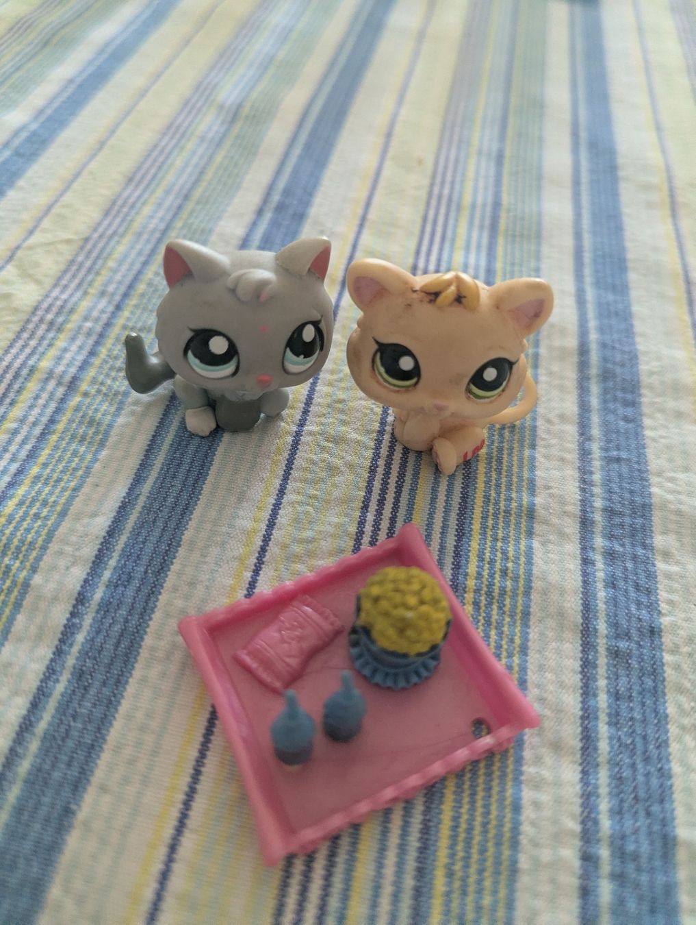 Littlest Pet Shop Giocattoli: Littlest pet shop Katzen – Usato da Kloten venduto da sop_zxc9 2