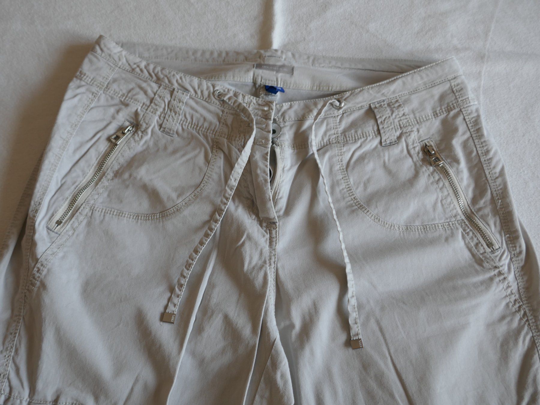 Cecil Pantaloni: CECIL  leichte Damenhose beige – Usato da Volketswil venduto da Cobra22