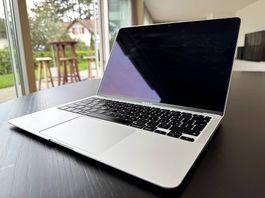 Apple MacBook Air M1 13" | 8GB RAM | 256GB SSD | Top Zustand