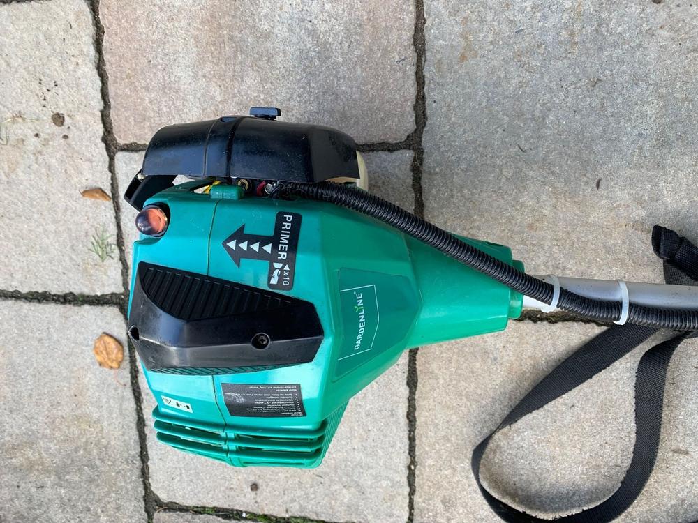Gardenline BenzinMotorsense (Rasentrimmer) ab Fr. 30. Kaufen auf