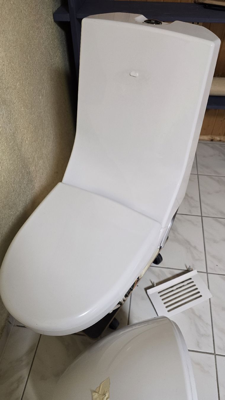 Geberit WC: Geberit Aquaclean 8000plus – D'occasion à Neuenkirch par Ptms 2