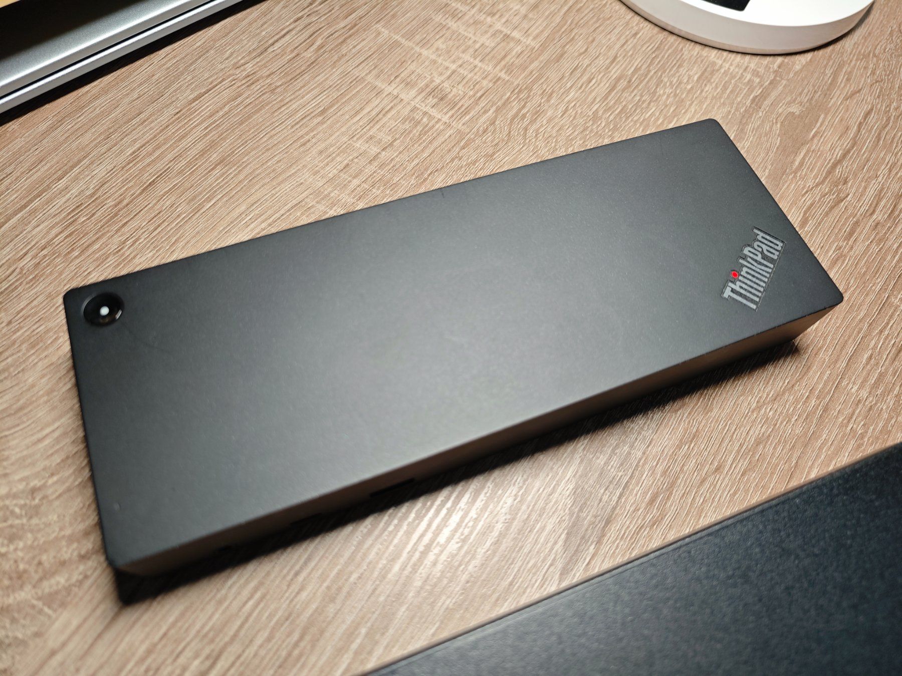 Lenovo Docking station: ThinkPad Thunderbolt 3 Workstation Dock - 1a Generazione – Usato da Intragna venduto da Dekino 3