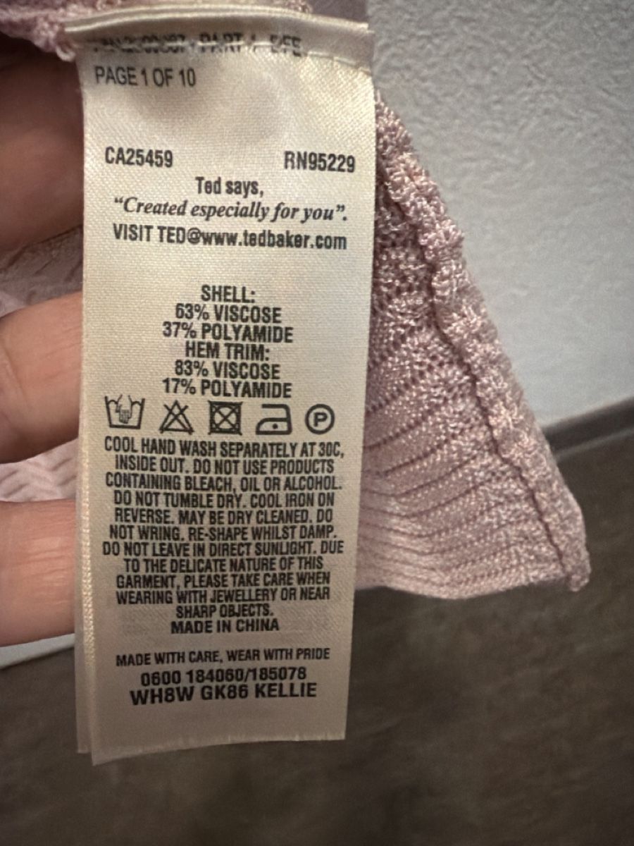 Ted Baker Jacken: Ted Baker Strickjacke Grösse 1 rosa neuwertig – Neu (gemäss Beschreibung) aus Gutenswil von Freetibet1 2