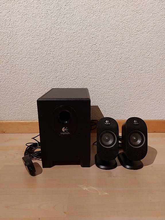 Logitech Haut-parleurs: Logitech X-210 Lautsprecher-System – D'occasion à Solothurn par Kripti 1