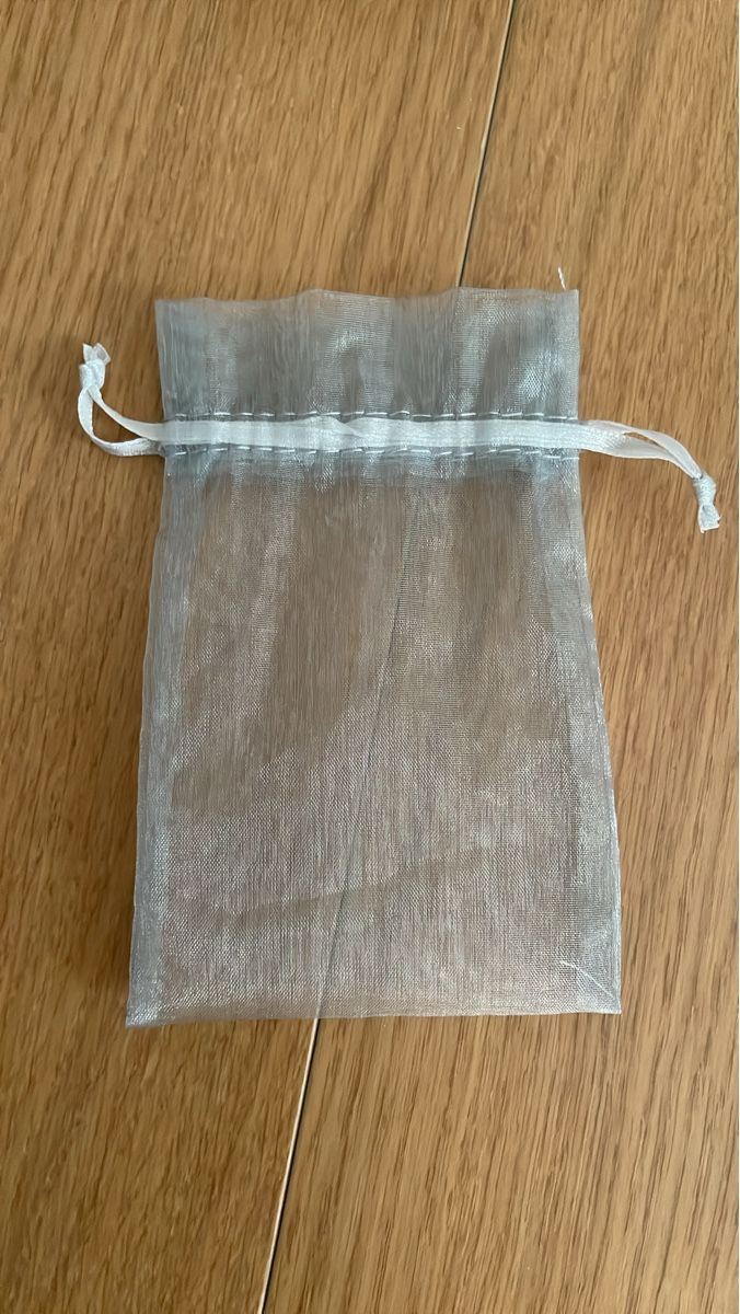 Tessuti: Organzabeutel mit Zugband grau – Usato da Zürich venduto da spo_zxm7