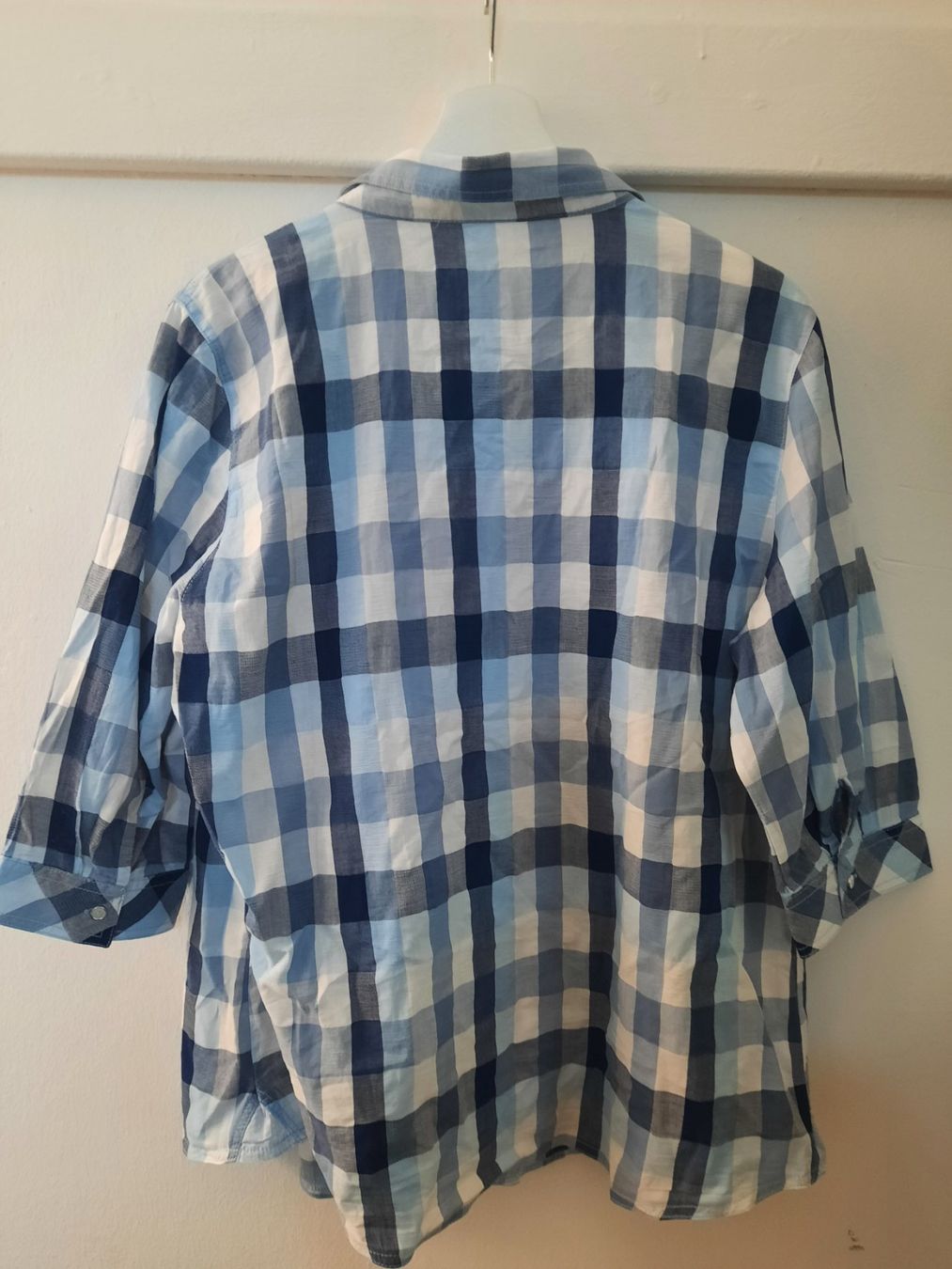 Chemises: Bluse mittellange Ärmel – D'occasion à Zürich par ONVA-RE-USE 4