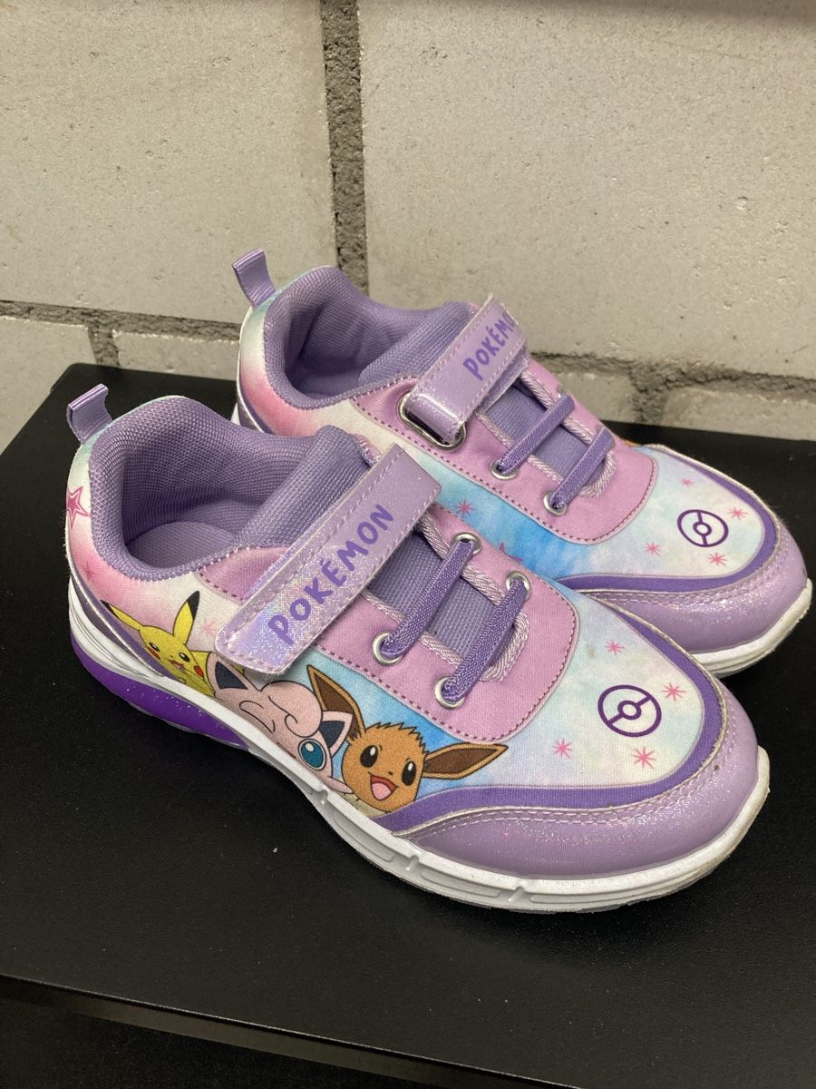 Scarpe per ragazze: Pokémon Kinderschuhe – Nuovo (secondo la descrizione) da Röschenz venduto da rah_8hkj 1