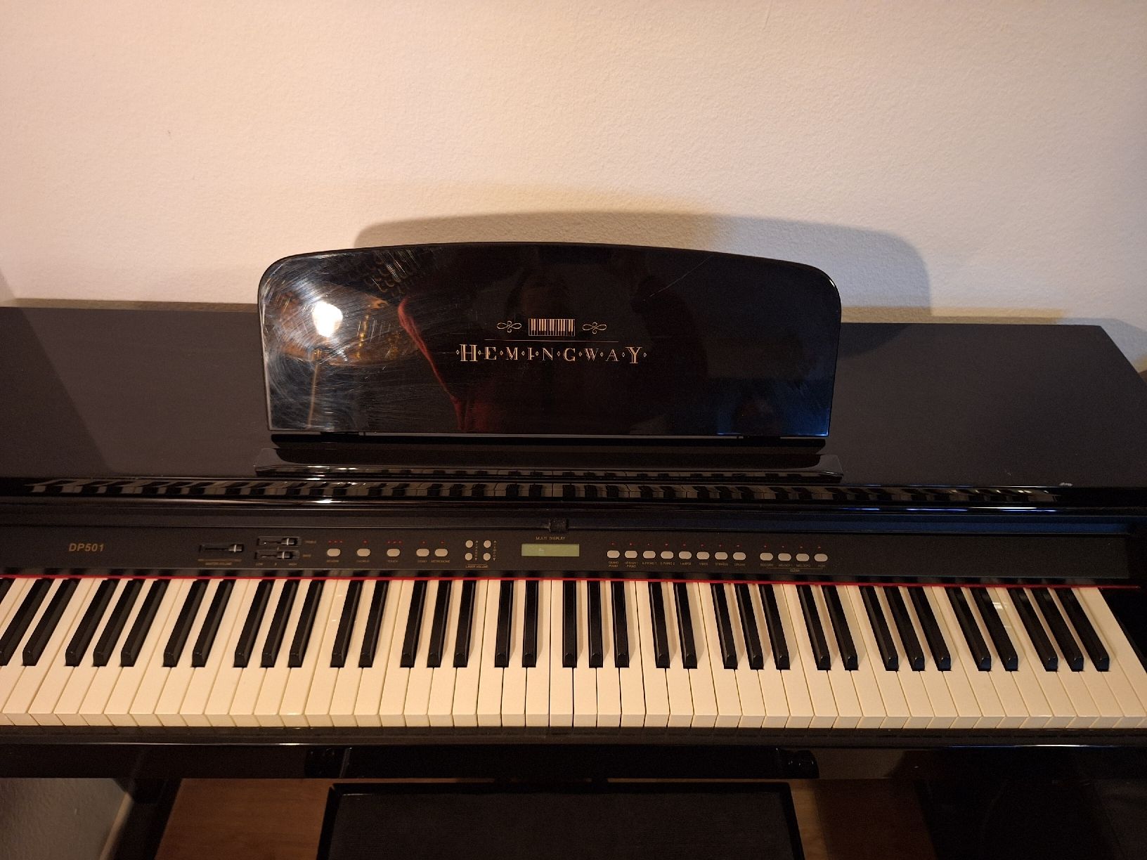 Instruments de musique: Digitalpiano / E-Piano inkl. Hocker ab 1.-  – D'occasion à Wohlen AG par Porma 2