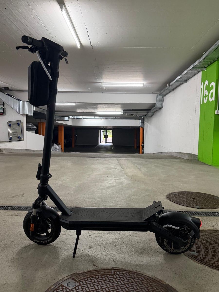 VMAX Kickboard: VMax e-Scooter VX2 Hub. 70km Reichweite  – Usato da St. Gallen venduto da SYu_1122