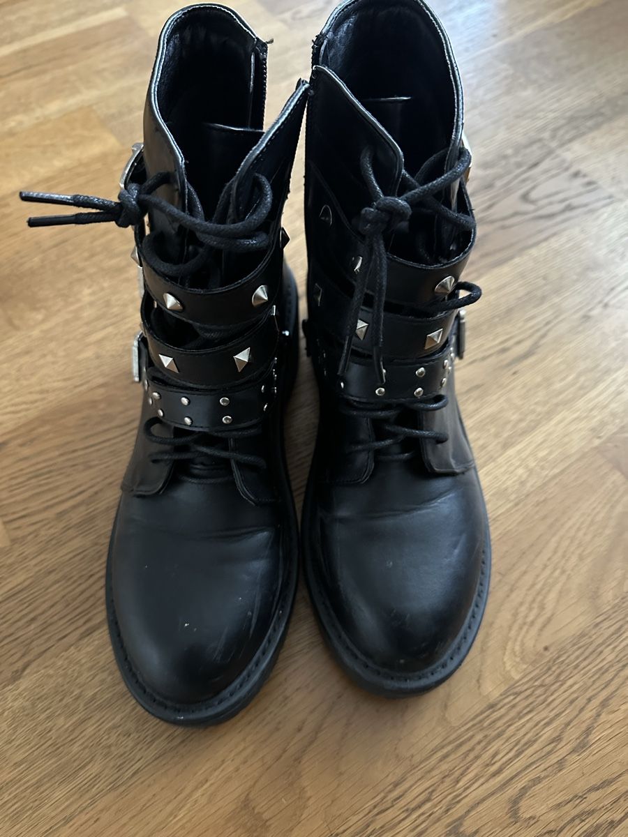 Scarpe da donna: Imitation leather boots sz 38 – Nuovo (secondo la descrizione) da Bremgarten b. Bern venduto da she_hb9j 1