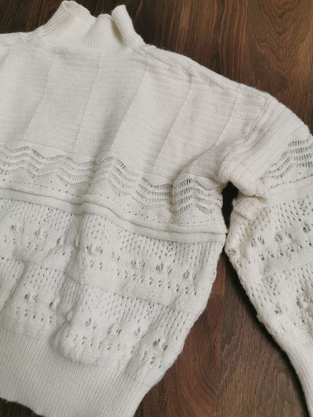 Maglioni & Felpe: Cremefarbener Strickpullover, Gr. S – Usato da Obergerlafingen venduto da Sigus 1