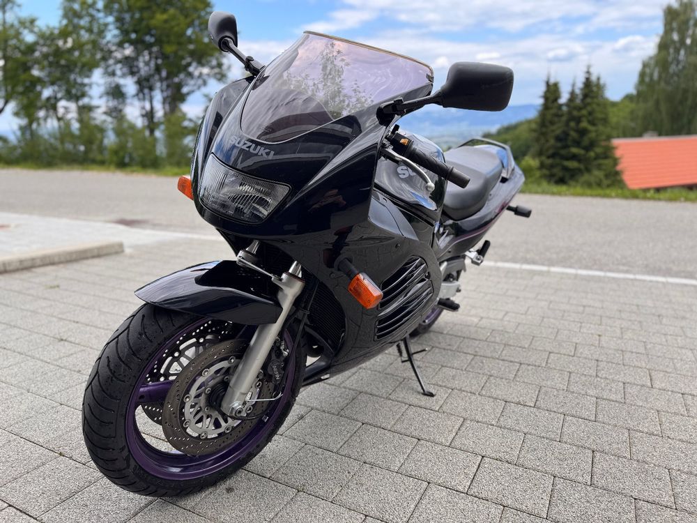 Suzuki RF 900 R – Baujahr 1996 – Top Zustand (Gebraucht) in Wolfhalden ...