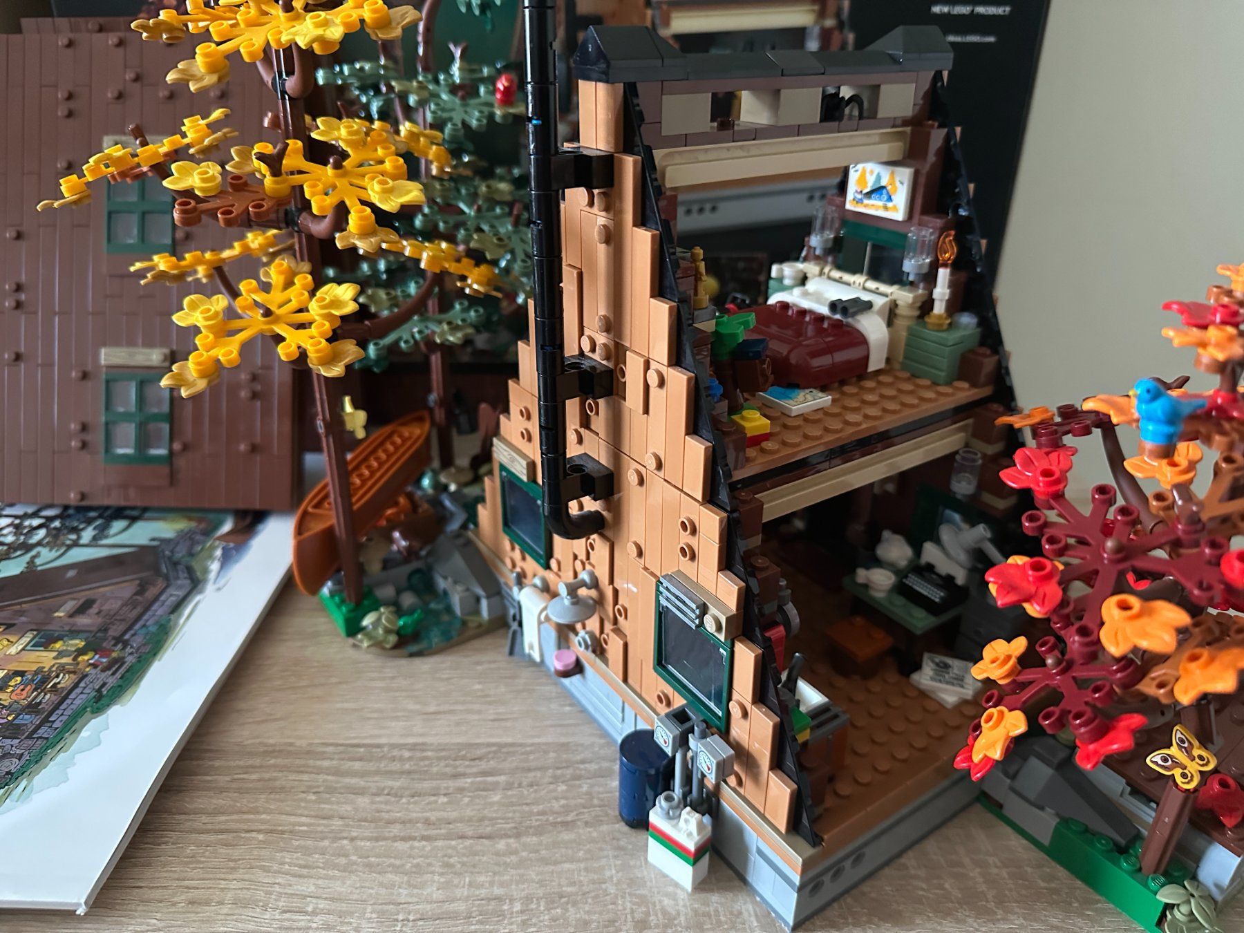 Lego Jeux de construction: LEGO 21338 A-Frame Cabin – D'occasion à Basel par Don-Angel 6