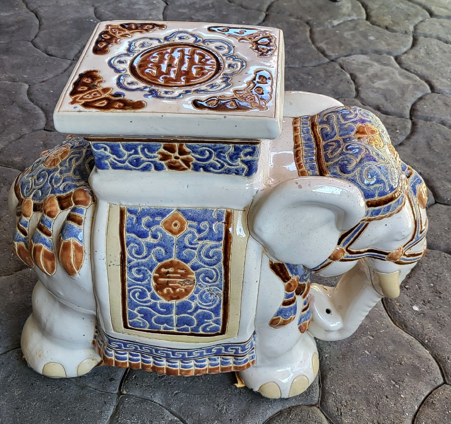 Statuette: Elefant Hocker (Pflanzenständer) – Usato da Thun venduto da harry999 1