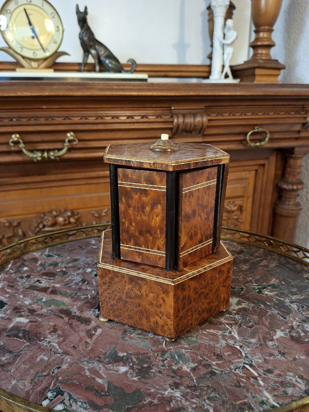Carillon:  Antike Musikdose Zigarettenspender Holz Karussell – Usato da Steffisburg venduto da ZeitReise_ 1