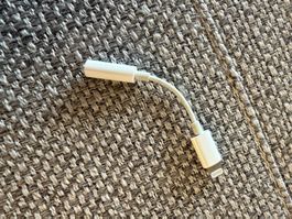 Apple Lightning auf 3,5 mm Adapter weiss gebraucht