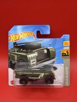Land Rover Series III grün neu in OVP 1:64
