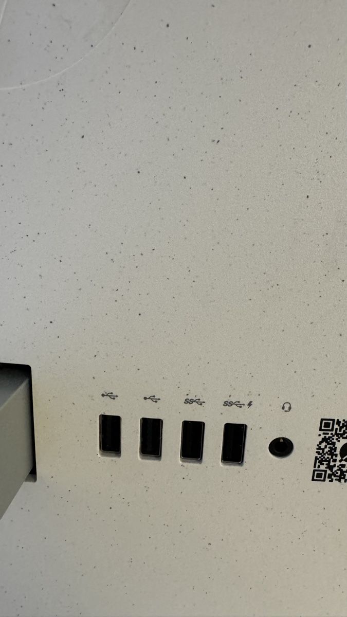 Hewlett Packard PCs: HP All-in-One Computer 24 inch, excellent condition – Gebraucht aus Oberdorf SO von Attorney_in_law 2