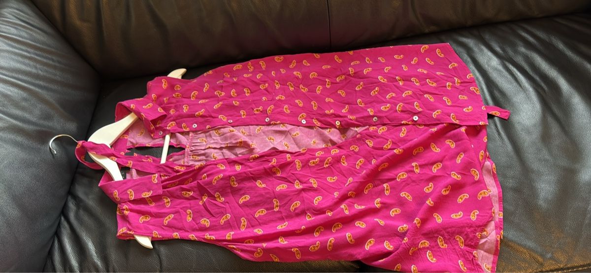 Blusen: Sommerbluse pink Paisleymuster Gr. 44 leicht luftig – Neu (gemäss Beschreibung) aus Zürich von rosko91