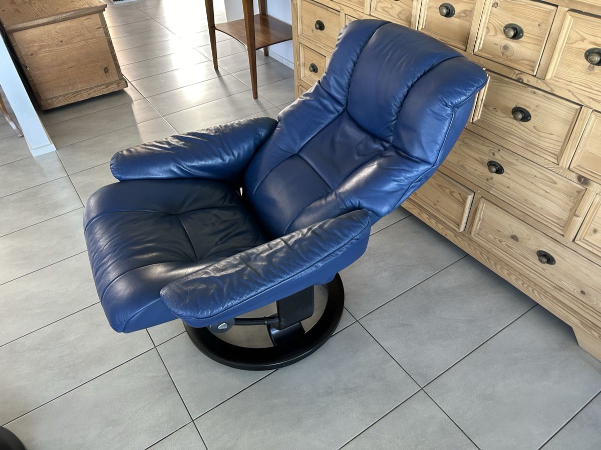 Stressless Sessel: Stressless Sessel mit Hocker Leder dunkelblau gebraucht – Gebraucht aus Lanzenhäusern von vic63 1