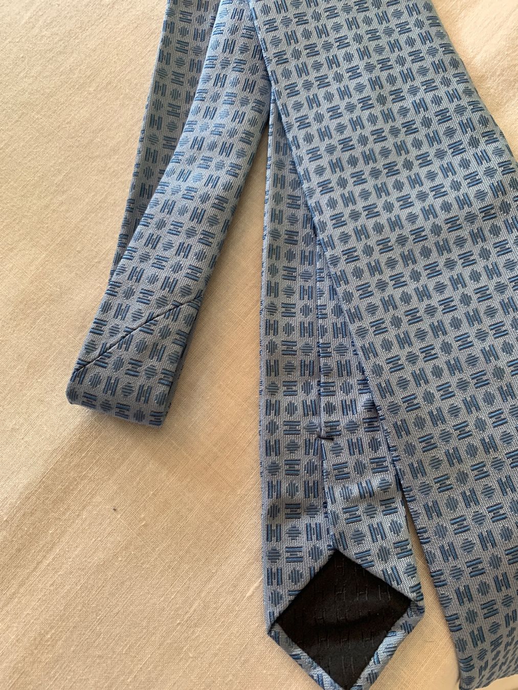 Hermès Cravatte: Seidenkravatte – Usato da Däniken SO venduto da nha_d56y 1