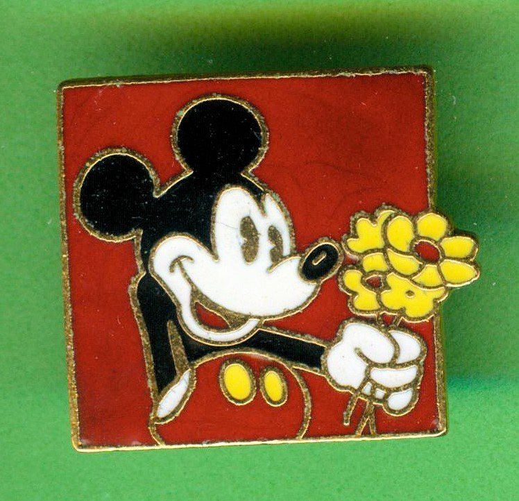 Disney Placchette & Badge: DISNEY  MICKEY MAUS – Usato da Winterthur venduto da Sammleroase