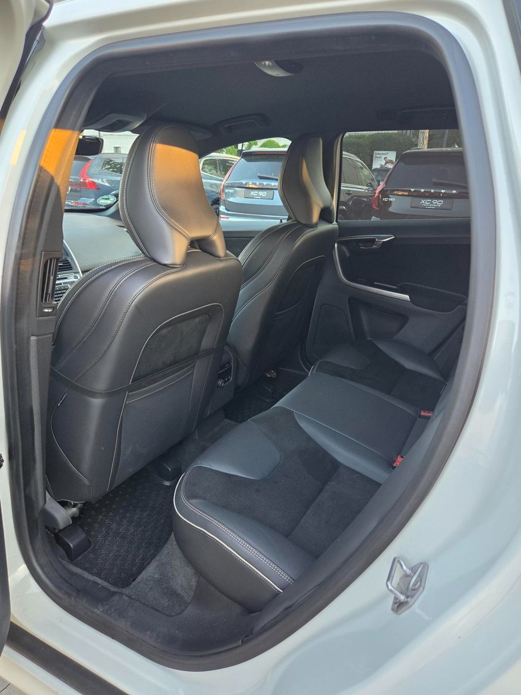 Volvo Automobili: Volvo XC60 D5 AWD – Usato da Bolligen venduto da bobbone3 4