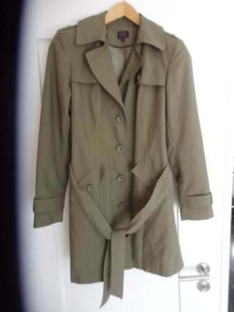 Jacke/Mantel/Kurzmantel Damen Olive grün Gr. 38 / M