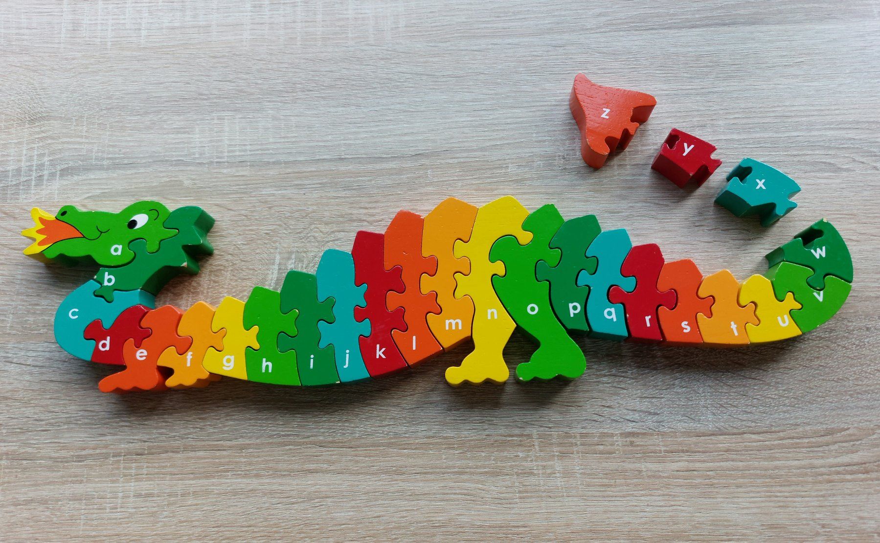Puzzles: Dragon Puzzle with Alphabet – Gebraucht aus Wädenswil von lra_z2f2 1