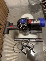 Dyson Staubsauger, V8 Top Zustand, leicht und wendig!