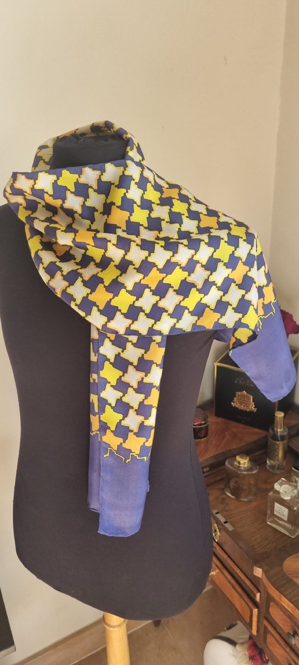 Foulard & Sciarpe: Foulard rectangulaire femme – Usato da Borex venduto da mab_28bf 2