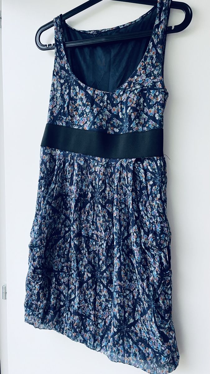 Zara Vestiti: Robe Zara Basic fleurie, idéale pour l'été - Taille XS – Usato da Lausanne venduto da Global.P 1