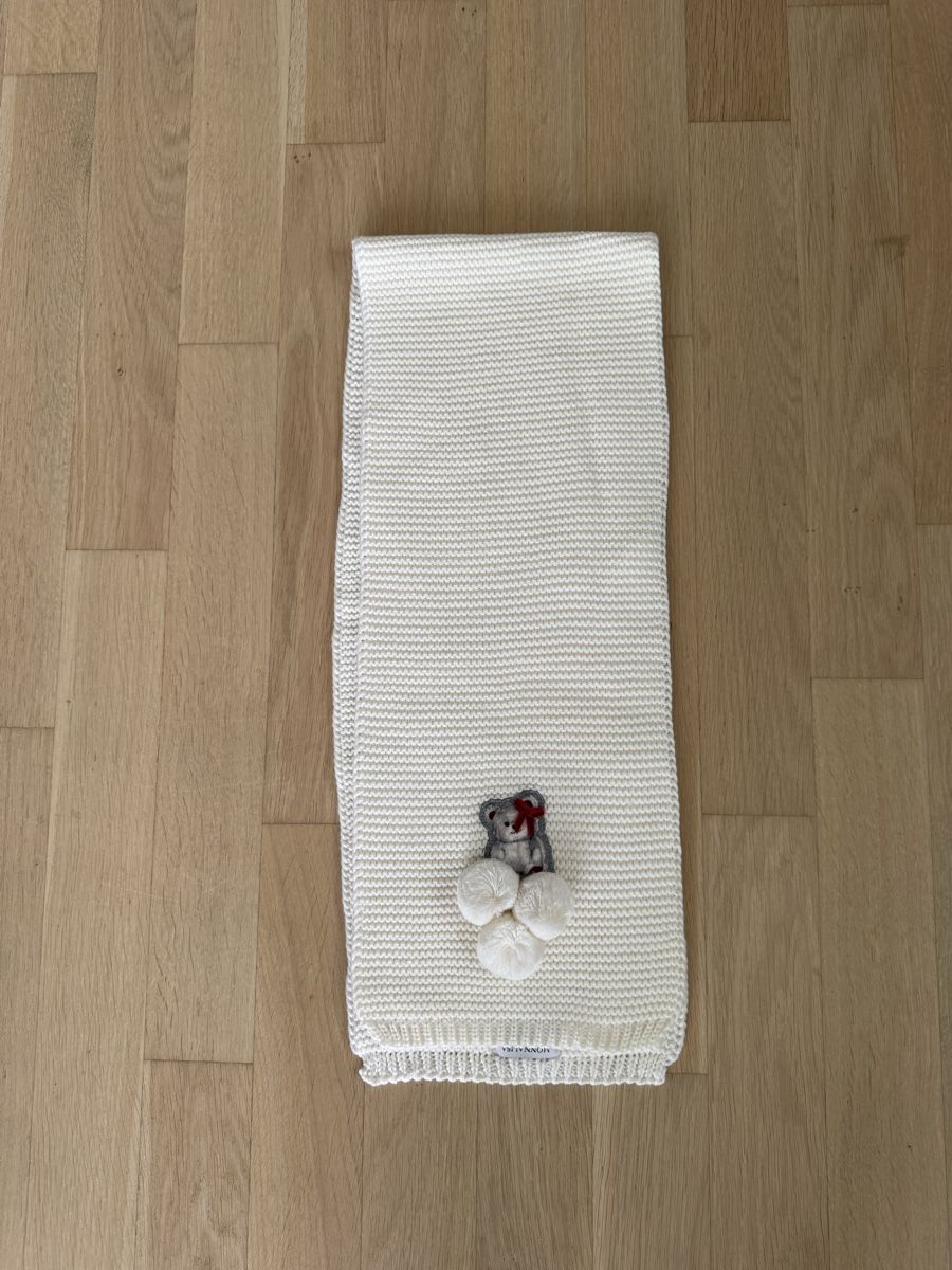 Sonstige Jungenkleidung: Monnalisa Strickschal Grösse 104-110 – Neu und originalverpackt aus Laufen von AnnaBlunschi